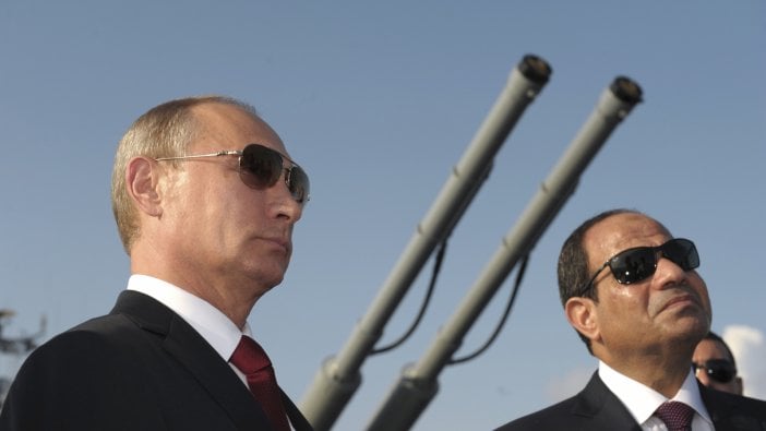 Putin ve Sisi'den nükleer anlaşma