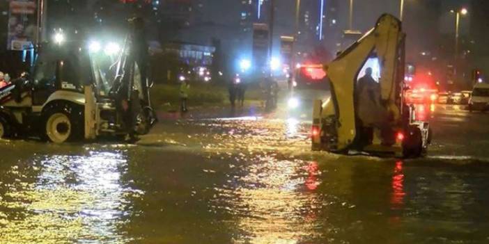 İstanbul'da sahil yolu trafiğe kapatıldı