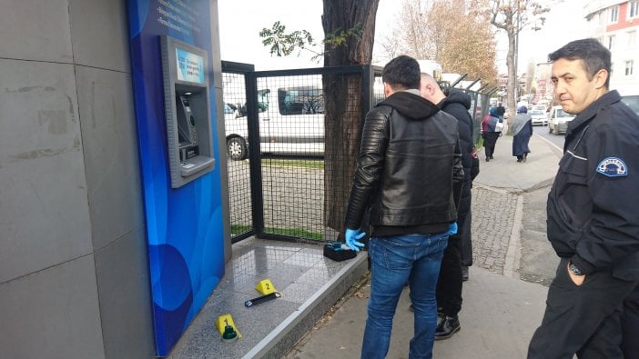 İstanbul'da bir ATM'de kart kopyalama cihazı bulundu