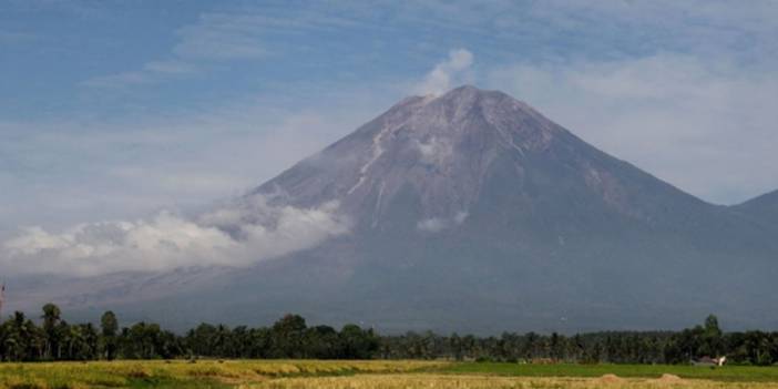 Semeru Yanardağı'ndaki patlama: Ölü sayısı 48'e çıktı