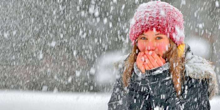 Meteorolojiden 5 bölgeye uyarı: İstanbul ve Ankara'ya kar geliyor