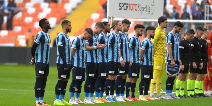 Ahmet Çalık, Adana Demirspor maçında kırmızı karanfillerle anıldı