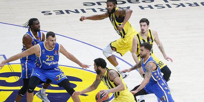 Maccabi Tel Aviv - Fenerbahçe Beko maçı ertelendi