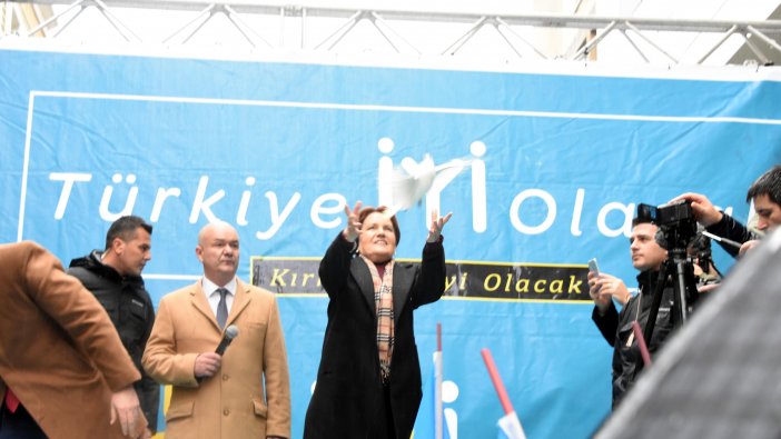 Meral Akşener'den Cumhurbaşkanı Erdoğan'a: Ey'leri kes kardeşim!