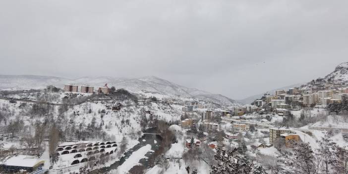 Tunceli’de okullar yarım gün kar tatili