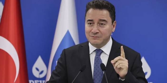 Babacan: İnsanların buzluğa et değil, ekmek koyması kader olamaz