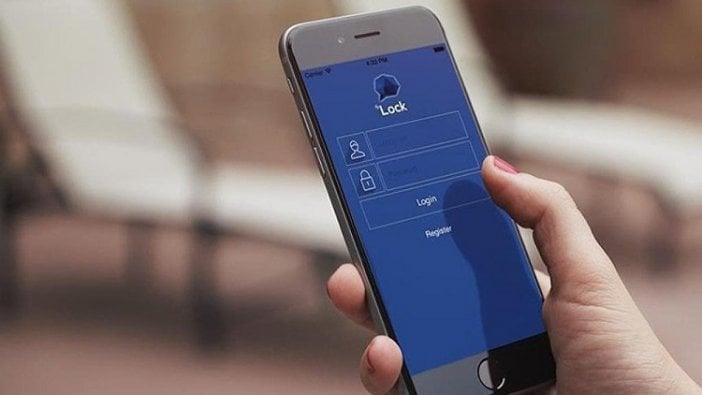 Polis baskın yaptı, ByLock yüklü telefonunu klozete attı