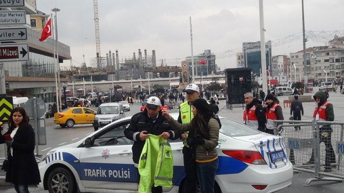 Taksim’e çıkan yollar trafiğe kapatıldı