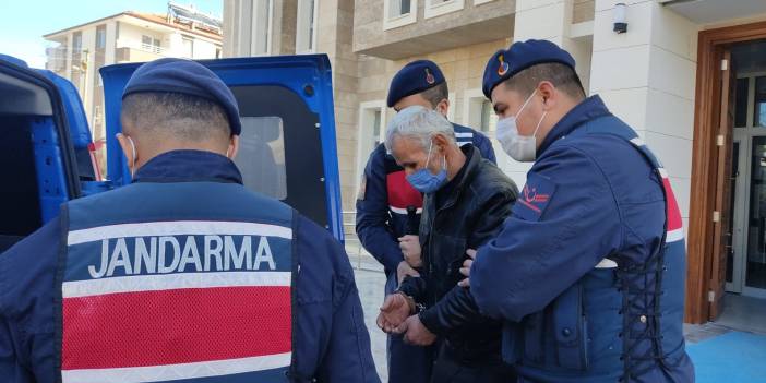 Engelli kız kardeşini başına demirle vurup öldürdü