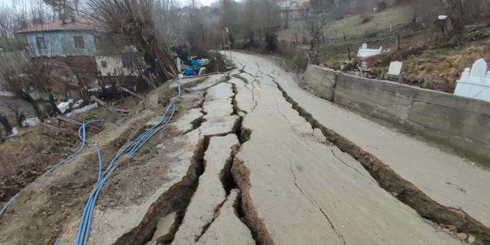 Heyelan nedeniyle 17 evde çökme tehlikesi