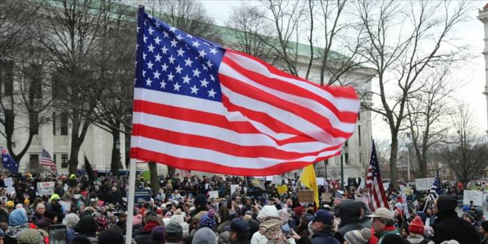 New York'ta maske ve Covid-19 aşısı şartına düzenleme