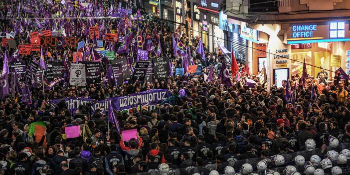 Valilik duyurdu: Taksim Meydanı kadınlara yasak