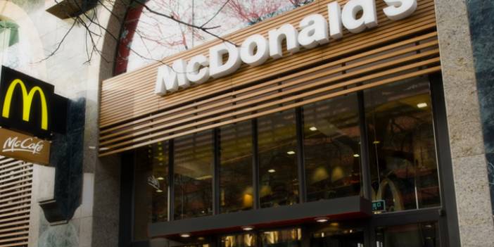 McDonald's Rusya'daki restoranlarını kapatıyor