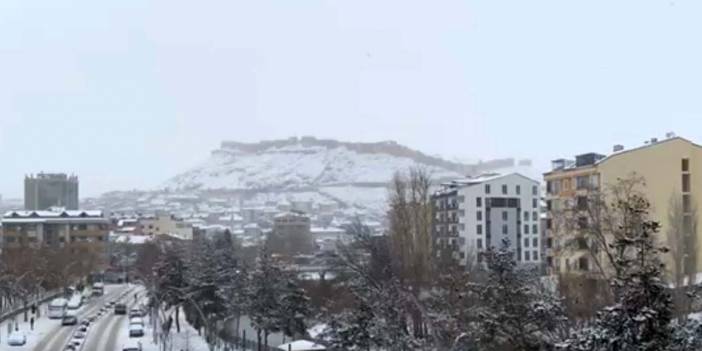 Bayburt'ta eğitime 'kar' engeli