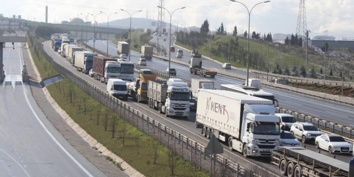 TIR ve kamyonların İstanbul'a girişine izin