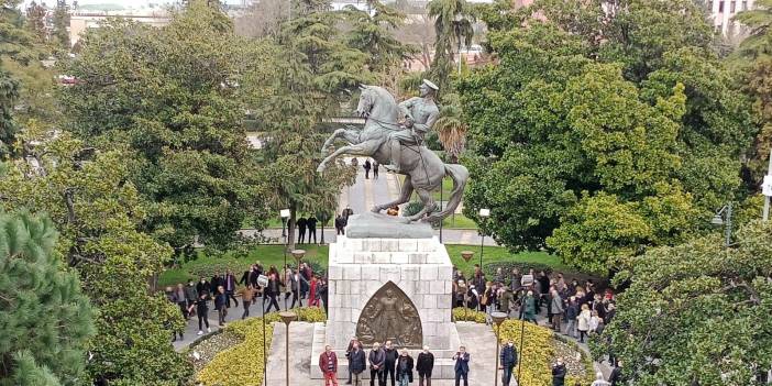 Onur Anıtı’na saldırmışlardı: Hakim karşısına çıkacakları tarih belli oldu