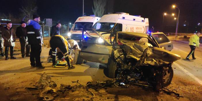 Konya'da iki otomobilin çarpıştığı kazada 7 kişi yaralandı