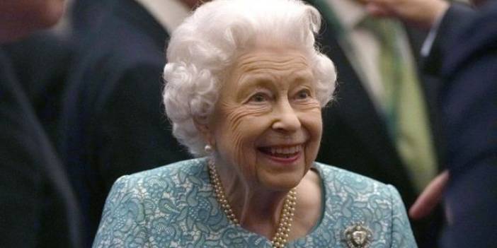 Kraliçe Elizabeth adını taşıyan torunu ile tanıştı