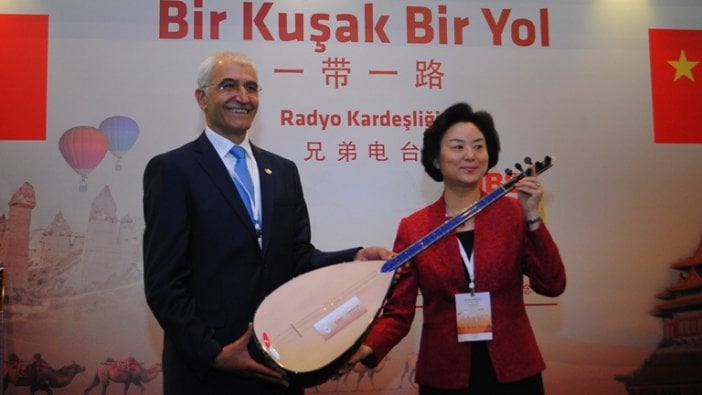 Çin ile radyo kardeşliği! CHP lideri kutlama mesajı gönderdi...