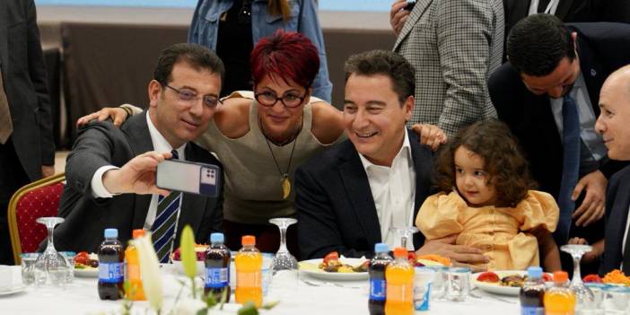 Babacan ve İmamoğlu iftar programında bir araya geldi: 6’lı masanın adayı, büyük bir zafer kazanacak