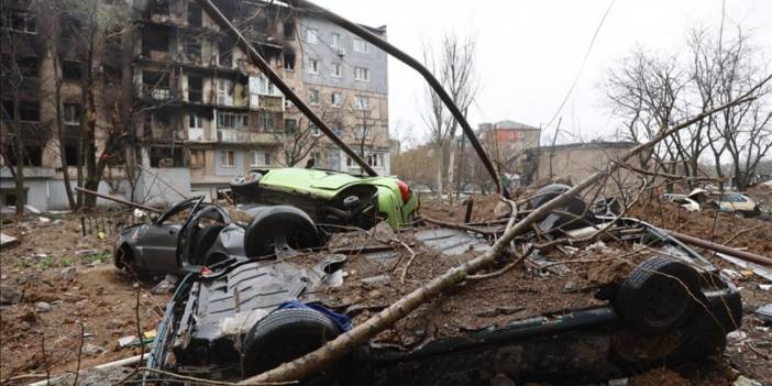 Ukrayna'da sıkıyönetim 90 gün daha uzatıldı