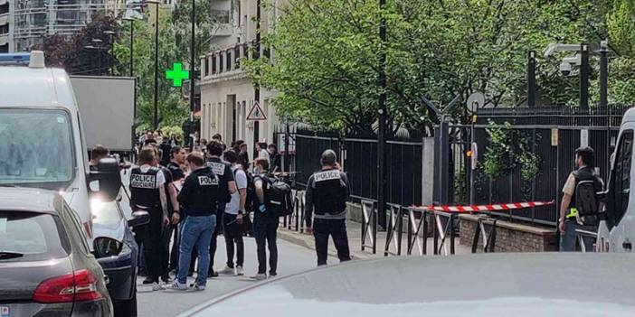 Türkiye'nin Paris Başkonsolosluğu'na bombalı saldırı