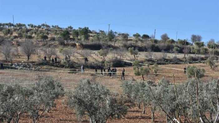 Kilis'te zeytinliğe roket düştü!