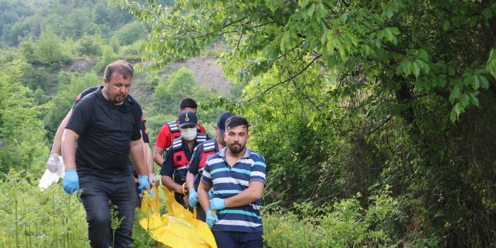 Ormanlık alanda kimliği belirsiz erkek cesedi bulundu