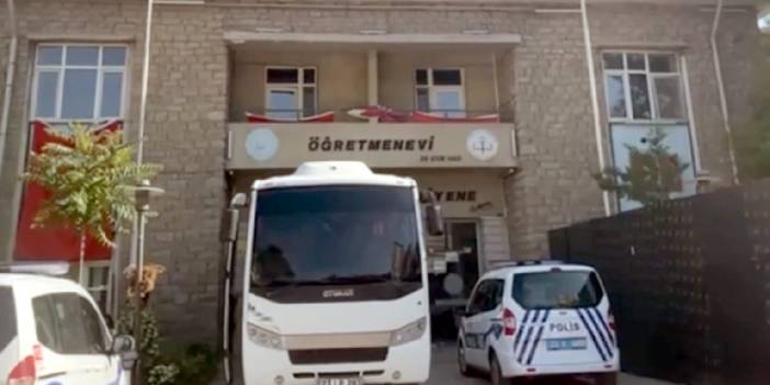 Elazığ'da tarihi öğretmenevi millet kıraathanesine çevrildi