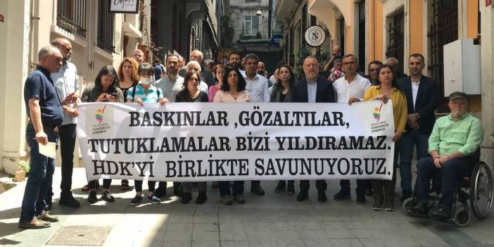 HDK ve Göç-Der baskınına tepki: OHAL'in devamı