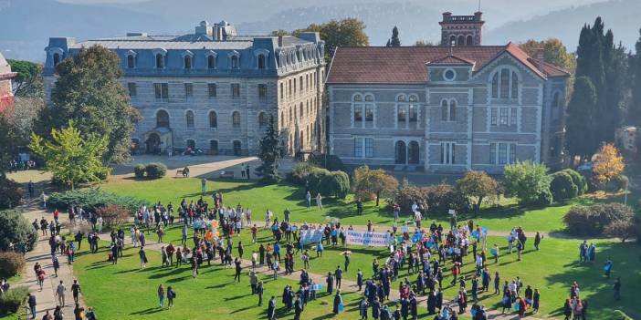 Boğaziçi Üniversitesi’nde 4 akademisyene uzaklaştırma