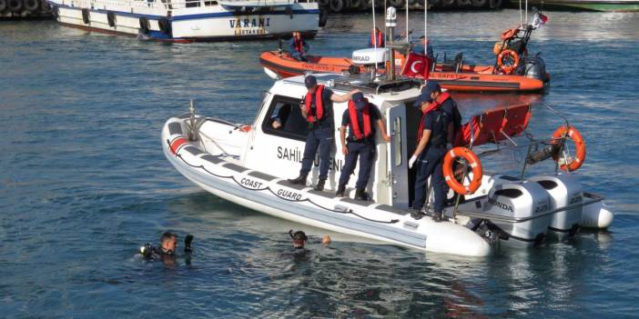 Kadıköy'de denizde ceset bulundu