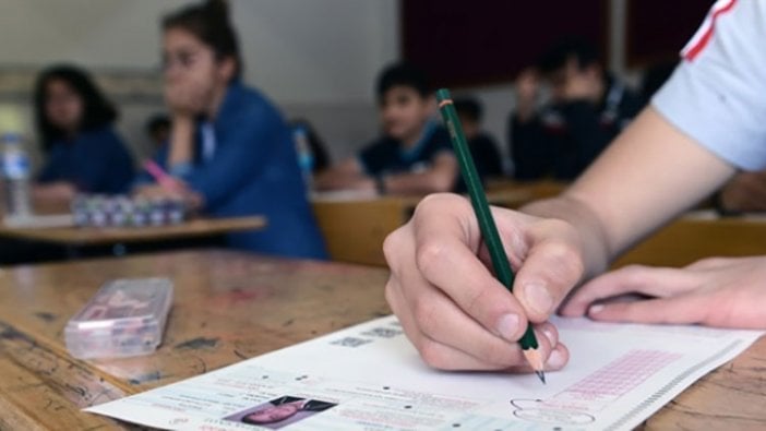 TEOG bu yıl yapılacak mı? MEB’den kafa karıştıran değişiklik!