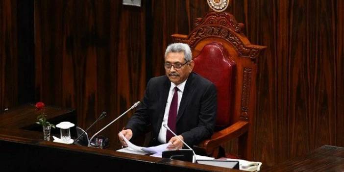 Sri Lanka Devlet Başkanı Rajapaksa istifa etti