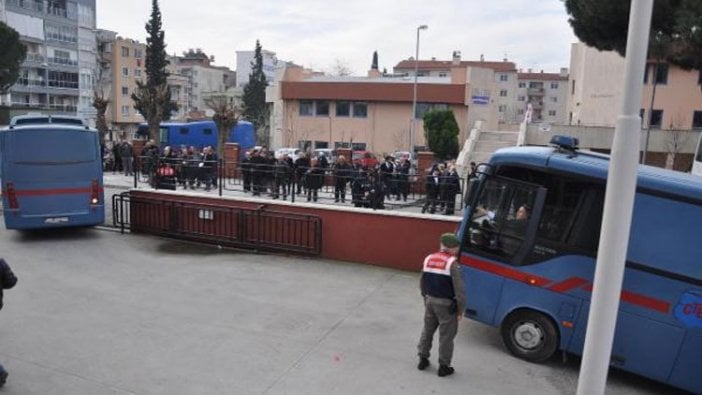 Mahkeme başkanından FETÖ sanığına "Şov yapma" uyarısı