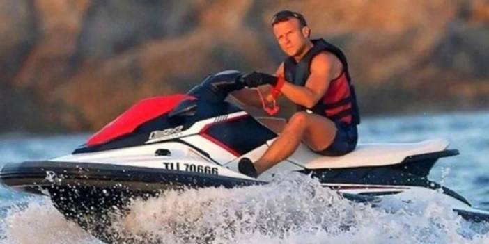 Çevreci vekillerden jetski kullanan Macron'a eleştiri yağdı