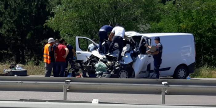 Ankara'da kamyonet, kamyona çarptı: 1 ölü