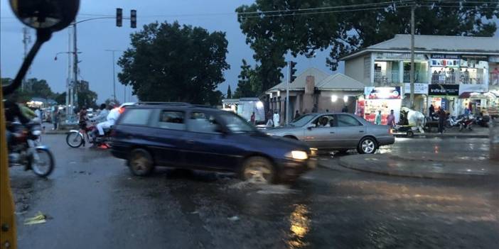 Nijerya'da şiddetli yağış: Nehirde 15 ceset bulundu