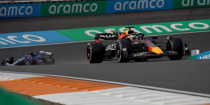 F1 Hollanda Grand Prix'sinde pole pozisyonu Verstappen'in