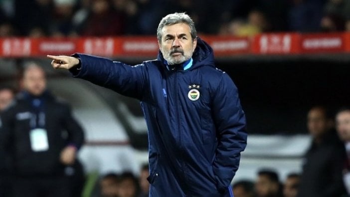 Beşiktaş taraftar grubu Çarşı’dan Aykut Kocaman’a hakaret