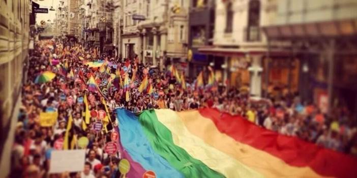 LGBTİ+ karşıtı yürüyüşe tepki yağıyor