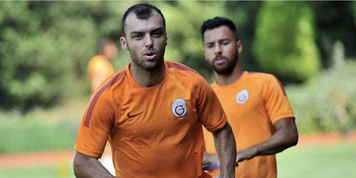 Goran Pandev futbolu bıraktı