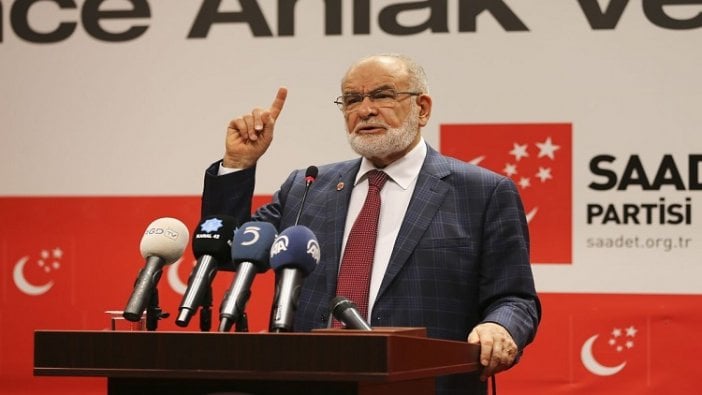 Karamollaoğlu'ndan başörtülü kadınlar çıkışı!