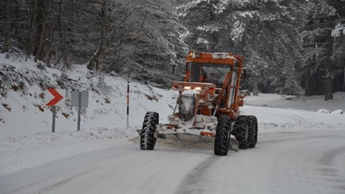 Uludağ'a bir gecede 30 santimetre kar yağdı