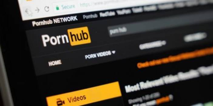 Meta, Pornhub'ın hesabını kapattı