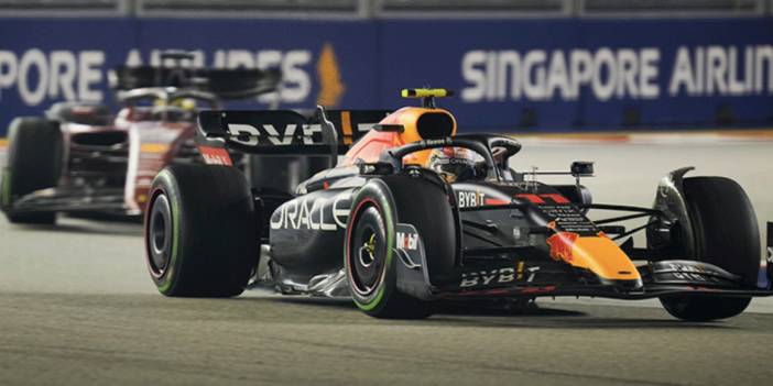 Formula 1 Singapur Grand Prix'sinde zafer Sergio Perez'in