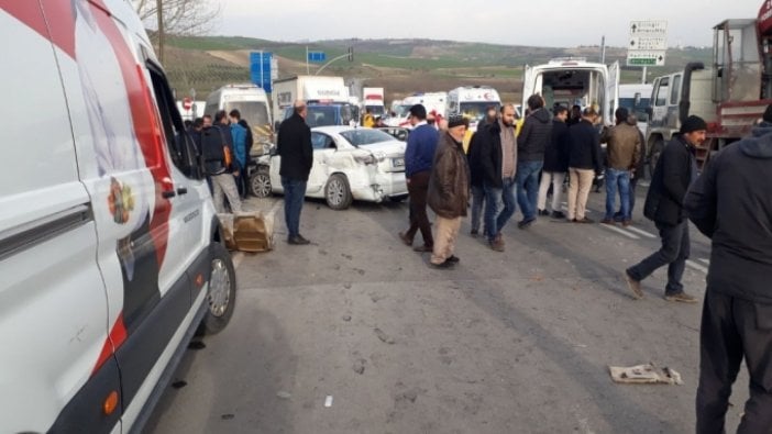 Öğrenci servisi kaza yaptı: Ölü ve yaralılar var