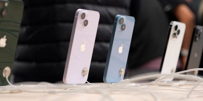 iPhone 14 ön siparişi verenlere Boğaz'da tekne turu