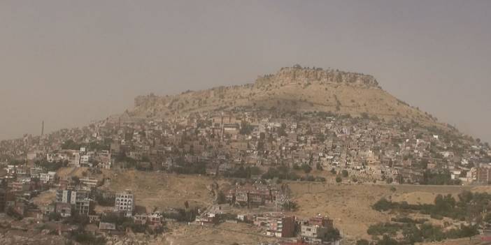 Diyarbakır ve Mardin’'i rüzgar vurdu: Göz gözü görmedi