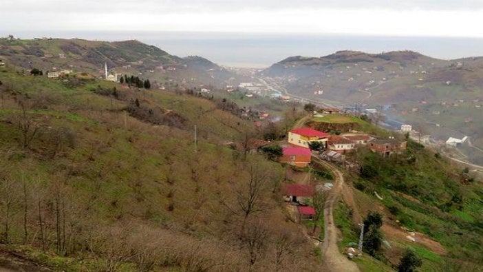 Bu köyün dünya ile bağlantısı koptu